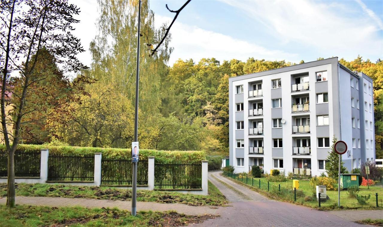 Basesopot Leilighet Eksteriør bilde
